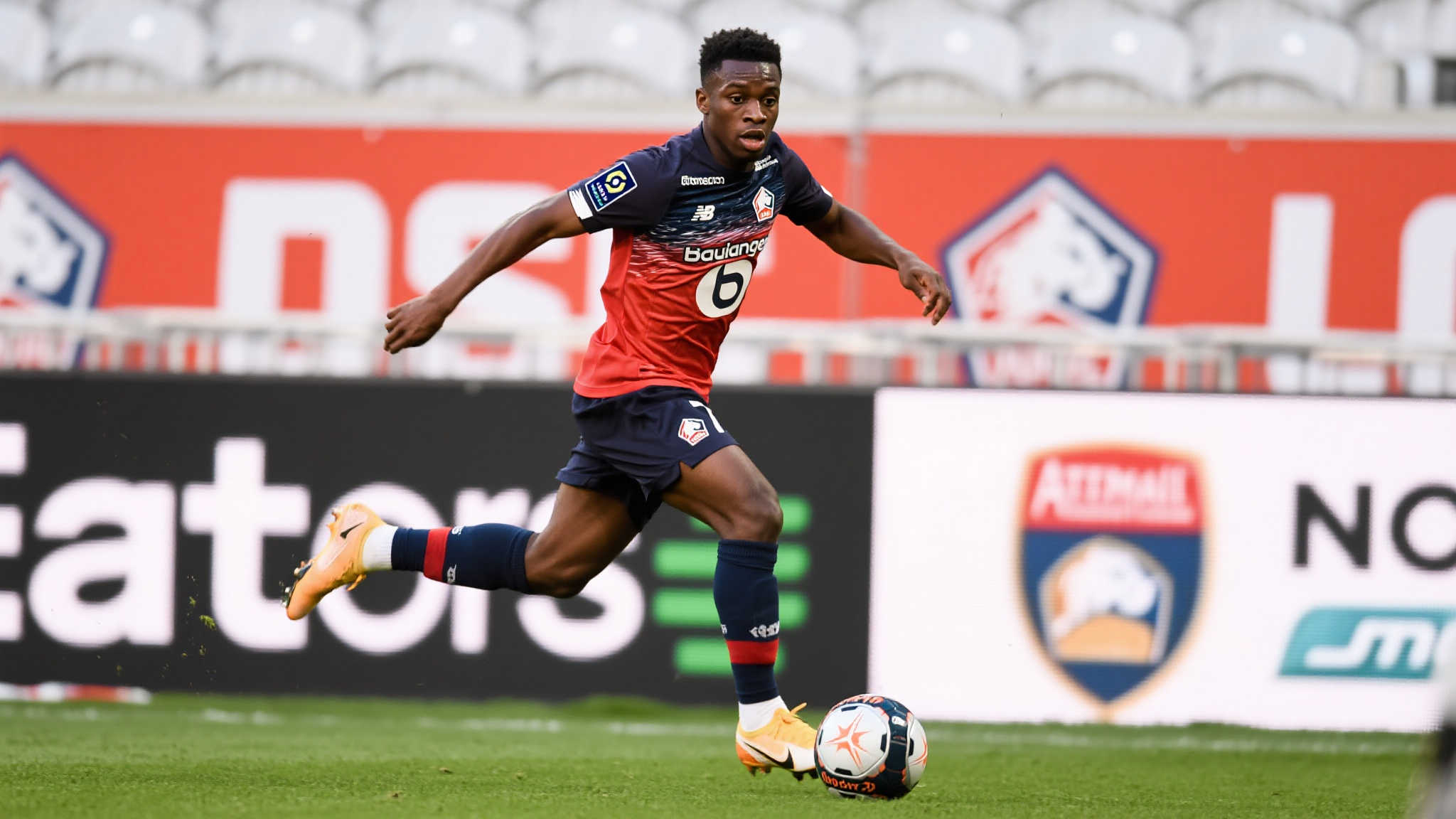 阿森纳首轮谈判积极推进,与哈托经纪人展开接触 作为法甲冉冉升起的新星,伊万·哈托(Elye Wa